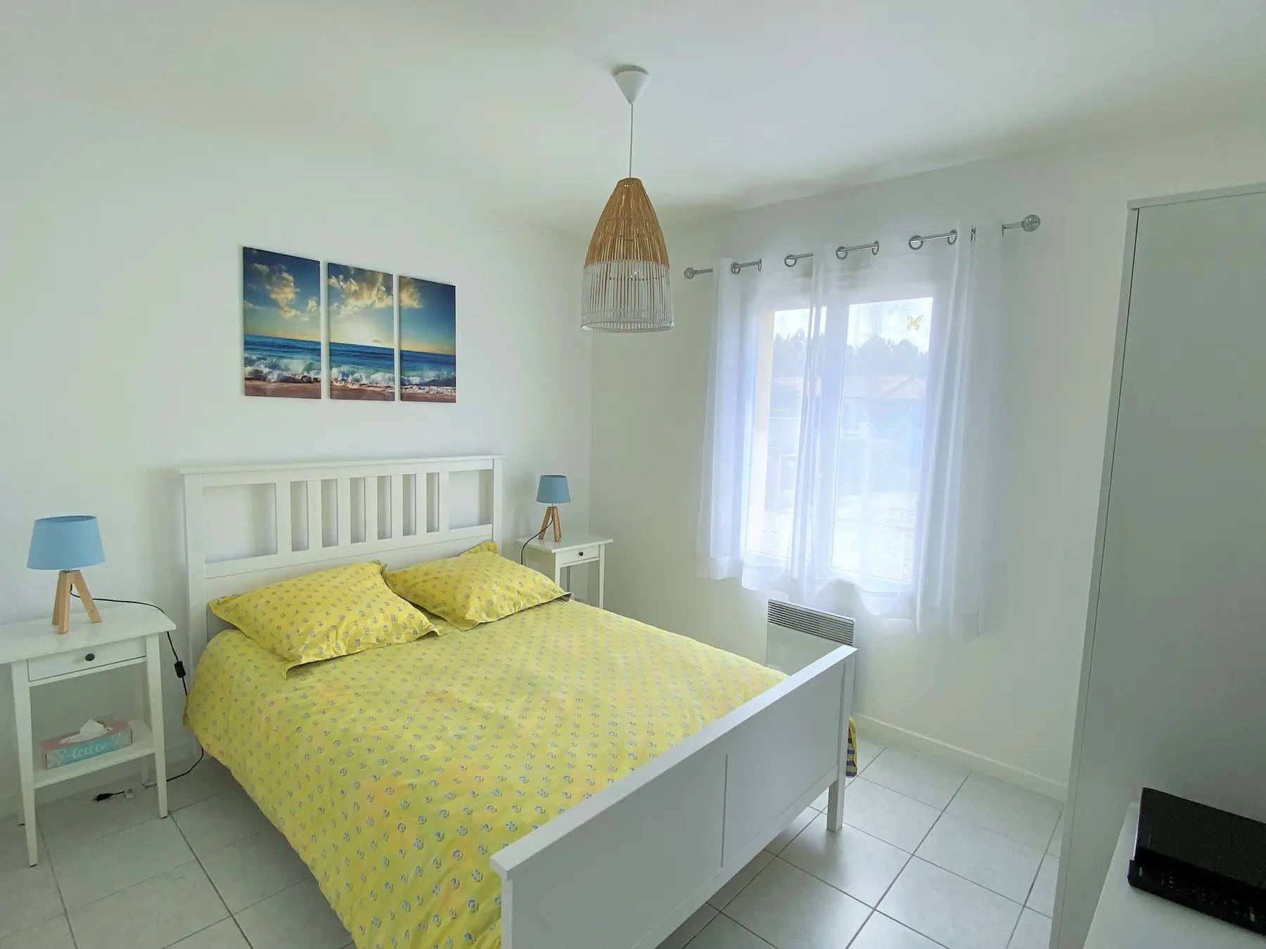 Une chambre double claire.